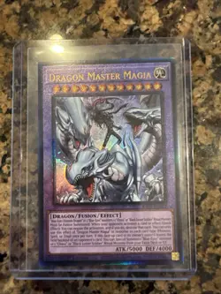Dragon Master Magia Prismatic Ultimate Rare RA04-EN055 Near Mint Yugioh Single ! - Image 1