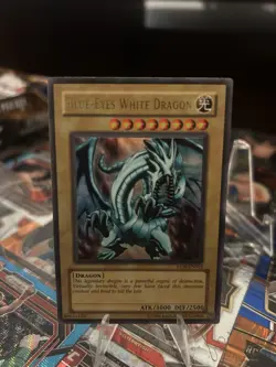 Blue-Eyes White Dragon - Ultra Rare Yugioh Card - LOB-EN001 - LP - Image 4