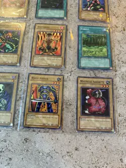 Yu-Gi-Oh! Legends of Blue Eyes (LOB) Eng Lot of 18 Vintage Cards: All MP/LP - Image 5