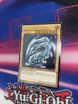 YUGIOH Blue-Eyes White Dragon OP28-EN001 Ultimate Rare NM MISPRINT FOIL SHIFT #1 - Image 4