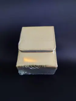 MTG Gold Deck Case Storage Box Card Protector Used - Image 2