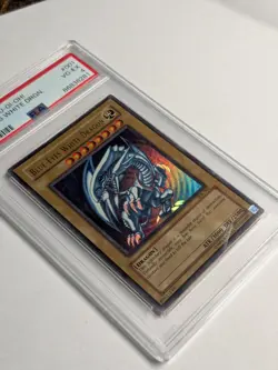 Yugioh Blue-Eyes White Dragon SDK-001 PSA 4 - Image 2