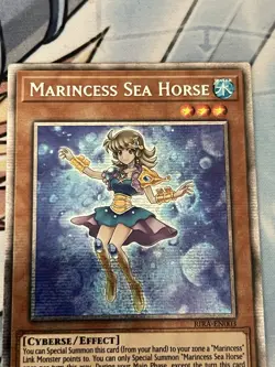 Yugioh Marincess Sea Horse (Starlight Rare) RIRA-EN003 Rising Rampage 1s Edition - Image 3