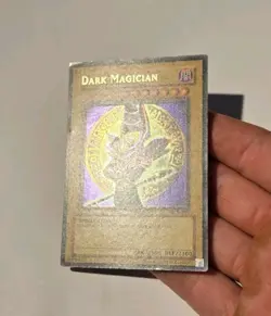 Yugioh Dark Magician LOB-005 Ultra Rare Foil Shift MP - Image 5