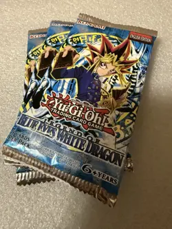 Yugioh Legend of Blue Eyes White Dragon Sealed Booster Pack Unlimited English x3 - Image 2
