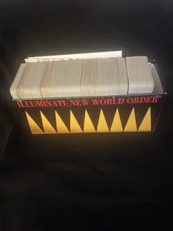 ILLUMINATI INWO 1995 New World Order 419 Cards (with Instructions + Dice) - Image 3