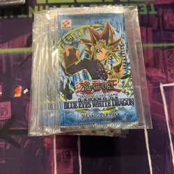 Yugioh Legend of Blue Eyes White Dragon Original Booster Pack (LOB) Konami Logo - Image 1