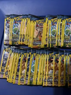 Sun & Moon Unbroken Bonds Mini 3 Card Booster Pack Gravity Box 100 Packs! - Image 3