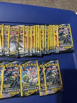 Sun & Moon Unbroken Bonds Mini 3 Card Booster Pack Gravity Box 100 Packs! - Image 5