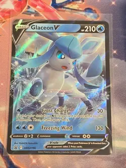 Glaceon V SWSH196 SWSH: Sword & Shield Promo Cards Holo NM - Image 1