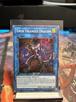 Yu-Gi-Oh! Twin Triangle Dragon Unlimited OP08-EN006 Super Rare NM/LP x1 - Image 1