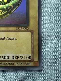 Yugioh Dark Magician LOB-005 Ultra Rare 1st Edition Asian English AE - Image 3