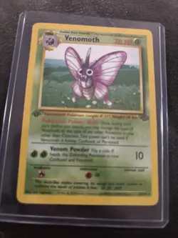 Venomoth 29/64 1st Edition Non Holo Jungle Pokemon Card - Image 1