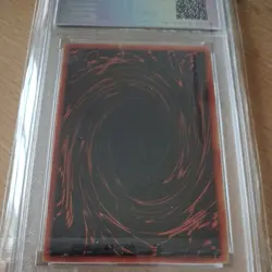 YUGIOH Slifer the Sky Dragon : YGLD-ENG01 : Ultra Rare Graded 9 - Image 5
