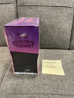 Pokemon TCG: Sword & Shield Fusion Strike ETB Elite Trainer Box Factory Sealed - Image 3