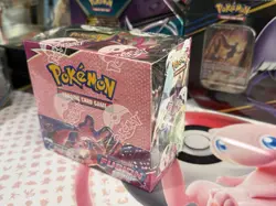 Pokemon TCG Sword & Shield: Fusion Strike Booster Box (Sealed) - Image 3
