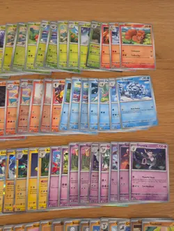 Pokemon Obsidian Flames 125 Card Bundle inc NM Holo & 26 Reverse Holo No Dupes - Image 3