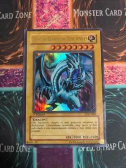 Yu-Gi-Oh! Dragon Blanco De Ojos Azules LDD-S001 1st Edicion Ultra Rare MP - Image 1