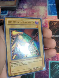 Yu-Gi-Oh! Left Arm of the Forbidden One LOB-123 OG Unlimited Ultra Rare Wavy NM - Image 3
