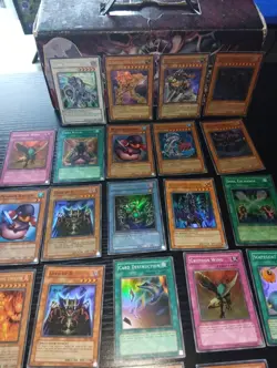Vintage Yu-Gi-Oh TCG Card Lot of 27 Holos Lot Check Photos! Unlimited/1st - Image 4