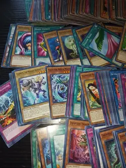 Vintage/modern Yu-Gi-Oh TCG Card Lot of 1000+ Cards 1st/Unlimited Editions! - Image 2