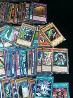Vintage/modern Yu-Gi-Oh TCG Card Lot of 1000+ Cards 1st/Unlimited Editions! - Image 4