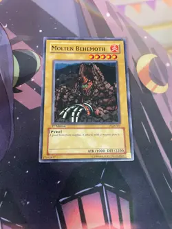 YUGIOH - MOLTEN BEHEMOTH - COMMON - 1ST EDITION - NM - PGD - Image 1