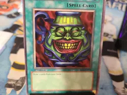 Yu-Gi-Oh! TCG Pot of Greed SD1 Structure Deck SD1-EN015 1st Edition DY 303 - Image 1