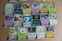 Pokemon Card Lot Of 77 card from the Paldea Evolved Set Reverse Holo - Image 2