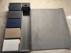Ultimate Guard Superhive XENOSKIN 550+ case Gray W/ x5 Sidewinder 80 Deck Boxes - Image 1