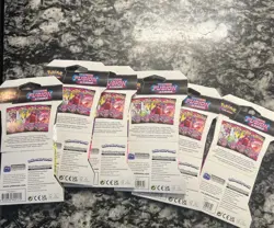 Pokemon TCG: Sword & Shield-Fusion Strike Sleeved Booster Pack (X6) 820650809163 - Image 2