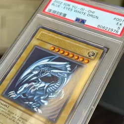 2002 Yugioh Blue Eyes White Dragon SDK-001 PSA 5 Ultra Rare #001 - Image 3