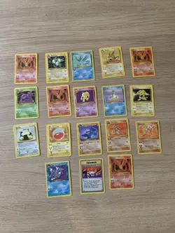 Vintage Pokemon TCG WOTC Non Holo Rare Card Bundle x 18 Fossil Rocket Jungle - Image 1