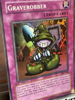 1996 Yugioh! Graverobber PSV-008 Holo Super Rare 1st Edition - Image 3
