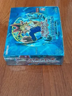 Yugioh Legend of Blue-Eyes White Dragon 25th Anniversary Booster Box Sealed! - Image 3