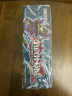 Yugioh Legend of Blue-Eyes White Dragon 25th Anniversary Booster Box Sealed! - Image 4