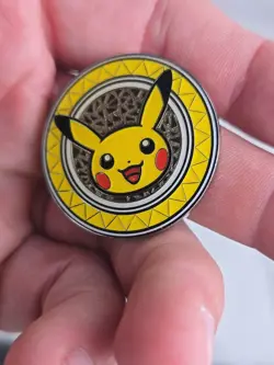 Pokemon 2017 XY Premium Trainers Collection Metal Pikachu Coin & 2 Pins - Image 3