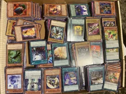 Yu-Gi-Oh lot cllection 1500 + cards - Image 1