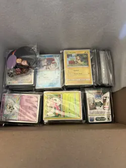 Huge Pokemon TCG Cards lot - Over 1000 cards - Foils, Rare, Uncommon & Common - Image 4
