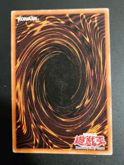 Dark Magician SDY-006 Starter Deck: Yugi Unlimited ULTRA RARE - Image 2