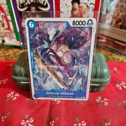ONE PIECE PARAMOUNT WAR ENGLISH CARD GAME Dracule Mihawk OP02-055 EN MINT - Image 1