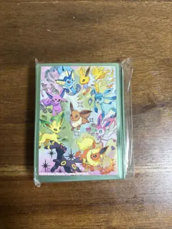 Eevee Plush Deck Box + Eevee Card Sleeves - Prismatic Evolutions SPC - Image 2