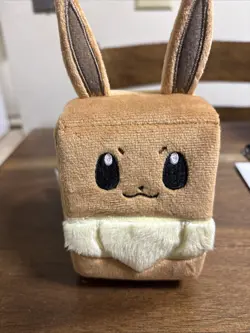 Eevee Plush Deck Box + Eevee Card Sleeves - Prismatic Evolutions SPC - Image 3