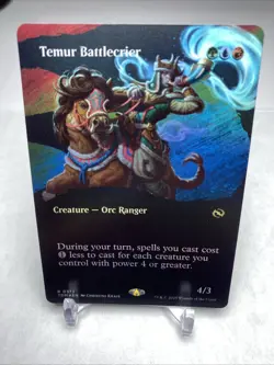 Temur Battlecrier (Borderless) Tarkir: Dragonstorm Foil 0372 Mint / NM - Image 1