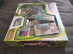 NEW & SEALED Pokemon TCG: Kleavor VSTAR Premium Collection Box - Sword & Shield - Image 4