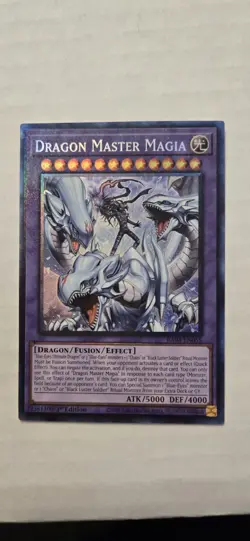 Dragon Master Magia Prismatic Collector's Rare Card RA04-EN055 Near Mint Yugioh - Image 1
