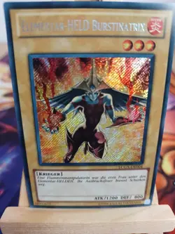 Elementar-HELD Burstinatrix LCGX-DE004 Secret Rare DE NM YUGIOH - Image 1