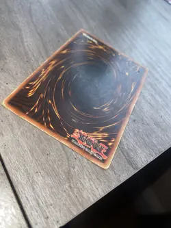 Yu-Gi-Oh Dark Magician SDY-006 Ultra Rare Full Holo Bleed Error Unlimited LP - Image 4