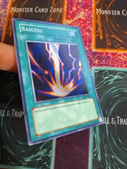Yu-Gi-Oh! TCG Raigeki LOB-053 Super Rare Unlimited Near Mint - Image 2