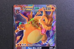 1X - Charizard GX ULTRA RARE SM211 Promo Hidden Fates Pokemon Card NM - Image 3